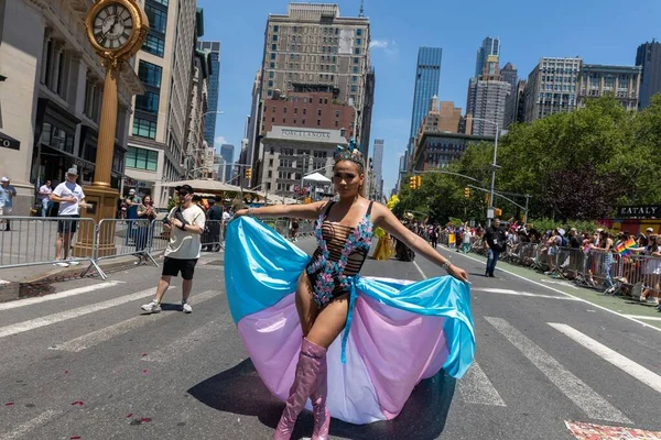 Pessoas Que Celebram Parada Mês Orgulho 2022 Nas Ruas Nova — Fotografia de Stock