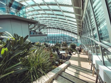 Londra 'daki Glass Sky Garden, bulutların üstündeki bahçe, İngiltere, İngiltere