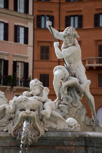 Egy Függőleges Felvétel Neptunusz Forrásáról Rómában — Stock Fotó