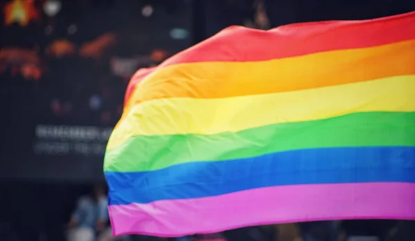 一张彩虹自豪Lgbtq旗帜的特写照片 — 图库照片