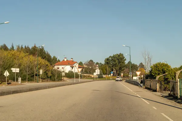 Güneşli Bir Günde Portekiz Bir Yol — Stok fotoğraf