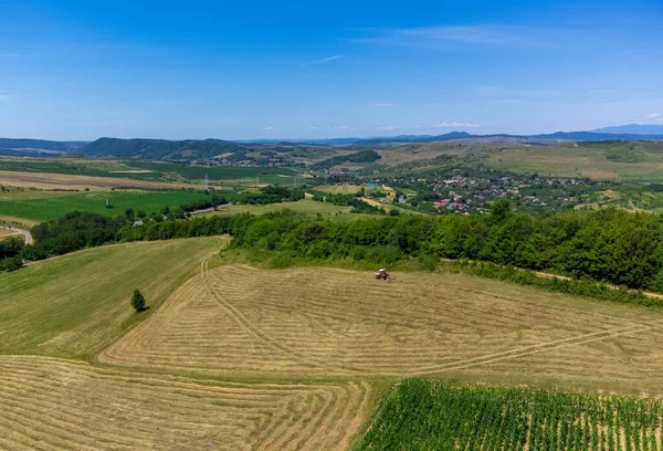 Widok Powietrza Wieś Transylwanii Rumunia Eremitu Lato — Zdjęcie stockowe