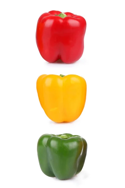 Een Verzameling Zoete Paprika Geïsoleerd Witte Achtergrond Rood Geel Groen — Stockfoto