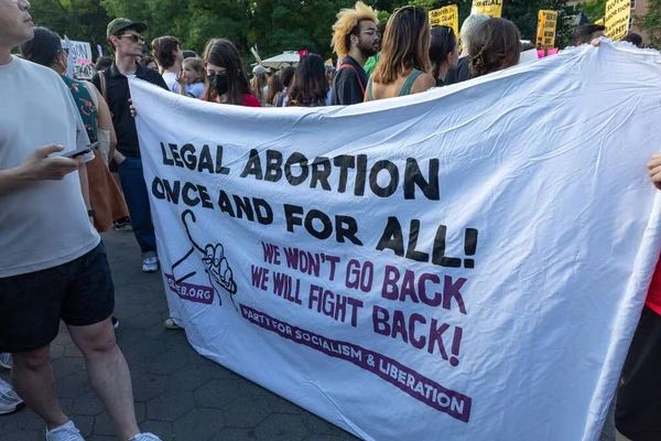 Protesters Marching Washington Square Park Supreme Court Overturned Roe Wade — Stock Photo, Image