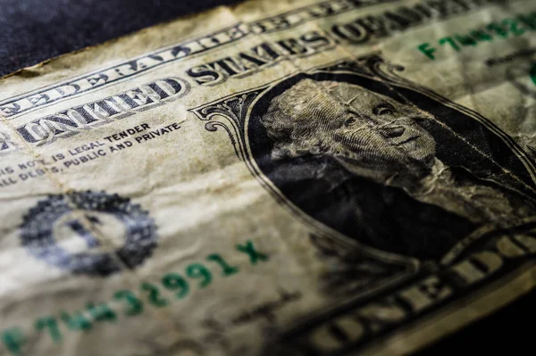 Amerika Birleşik Devletleri 'nin bir dolarlık banknotunun yakın çekimi.