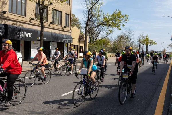 Zbliżenie Rowerzystów Biorących Udział Trasie Rowerowej Five Boro Bike Staten — Zdjęcie stockowe