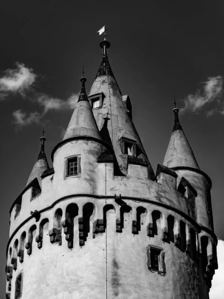 Uno Scatto Scala Grigi Della Cima Castello — Foto Stock