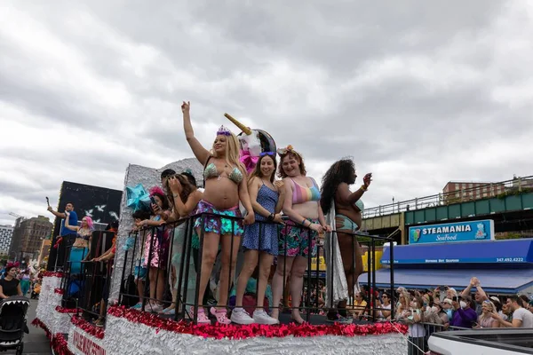 Famous Coney Island Mermaid Parade Cloudy Morning — Stock Photo, Image