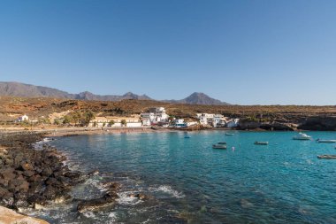 El Puertito de Adeje sahilinin Tenerife 'nin güneyindeki Kanarya Adaları' ndaki manzara görüntüsü. İspanya
