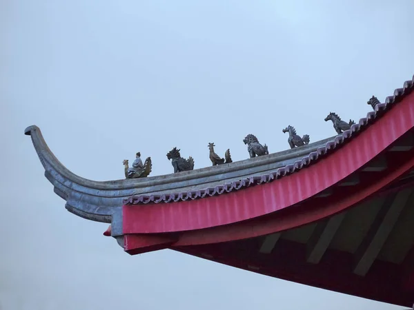 Slutet Ett Tak Den Gamla Sam Poo Kong Kinesiska Pagoda — Stockfoto
