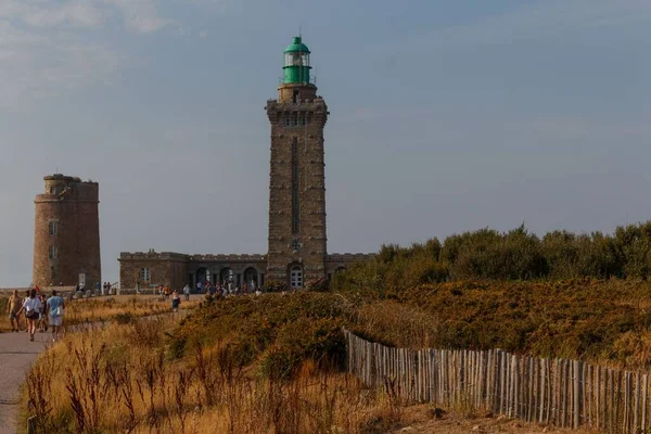 Hermosa Vista Del Faro Península Cap Frehel Costa Esmeralda Francia — Foto de Stock