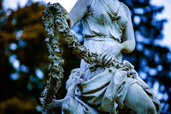 Una Vista Estatua Mujer Parque — Foto de Stock