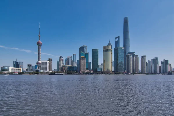 Prachtige Skyline Van Shanghai Zichtbaar Het Water — Stockfoto