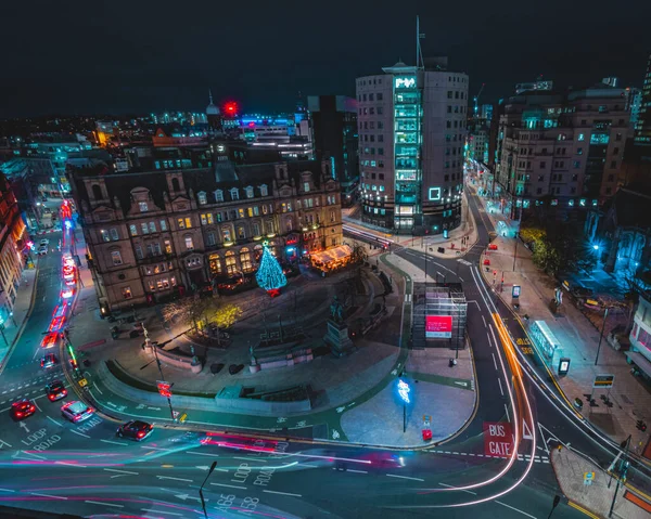 Die Lichtschilder Auf Der Straße Von Leeds Bei Nacht — Stockfoto