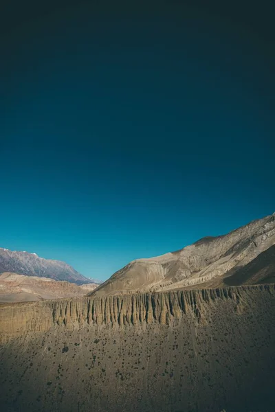 Disparo Vertical Las Montañas Mustang Que Encuentra Nepal — Foto de Stock