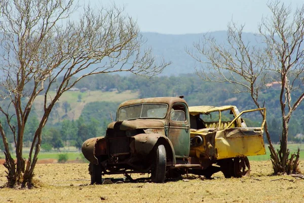 Ein Altes Autowrack Und Verlassene Autos Einem Fahrerlager Richmond Nsw — Stockfoto