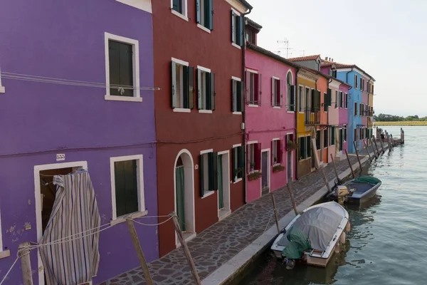 Ein Schöner Blick Auf Kanal Und Bunte Gebäude Venedig Italien — Stockfoto