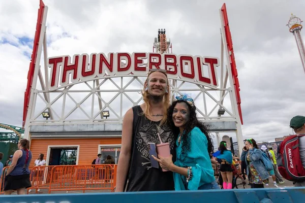 People 40Th Annual Mermaid Parade Coney Island — Stock Photo, Image