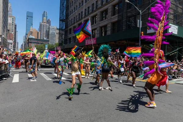 Gente Participa Marcha Del Orgullo Nueva York —  Fotos de Stock