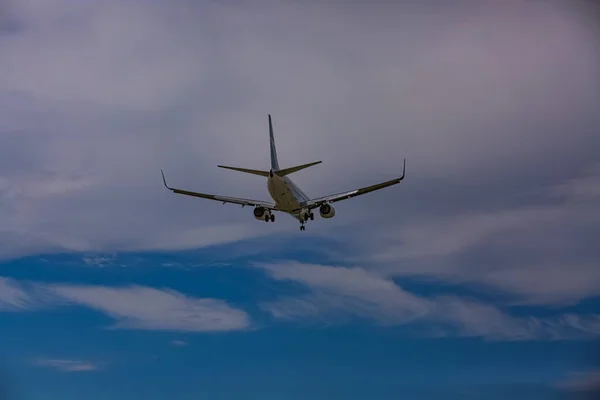 Avion Ligne Commercial Avion Qui Approche Atterrissage Aéroport Yvr Richmond — Photo