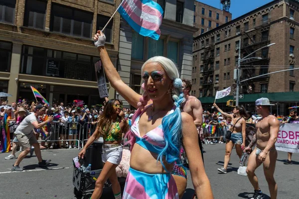 Lidé Slaví Pride Month Parade 2022 Ulicích New York City — Stock fotografie