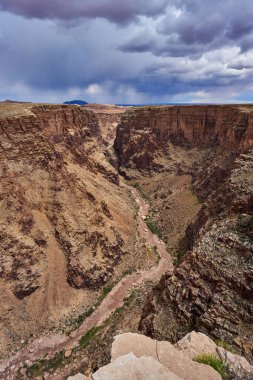Amerika Birleşik Devletleri 'ndeki Little Colorado Nehri Boğazı' nın dikey görüntüsü