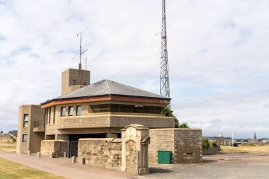 İngiltere 'nin kuzeydoğusundaki eski Tynemouth sahil güvenlik istasyonu..