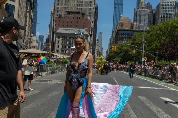 People Celebrating Pride Month Parade 2022 Streets New York City — Stock Photo, Image