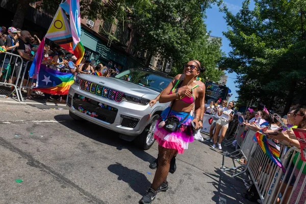 Mucha Gente Joven Desfile Del Orgullo Nueva York —  Fotos de Stock