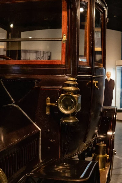 Uma Foto Vertical Carro Clássico Vintage Museu Ford Nápoles Flórida — Fotografia de Stock