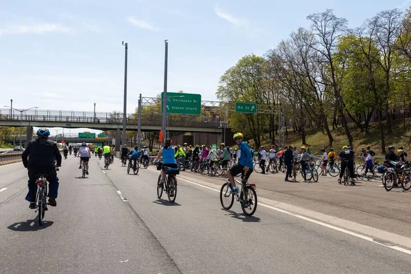 Gros Plan Des Motards Participant Tournée Five Boro Bike Brooklyn — Photo