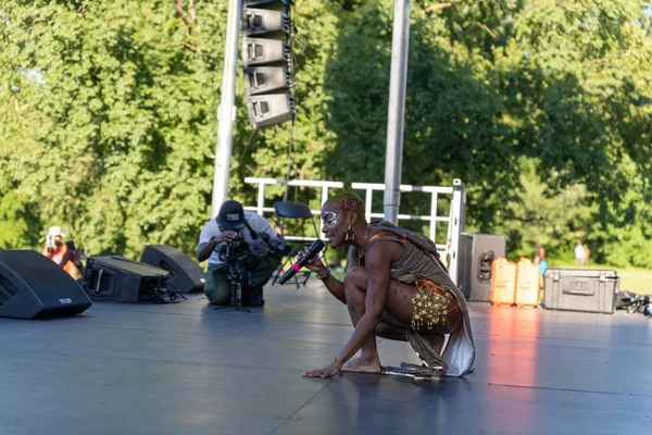 Closeup Shot Singer 13Th Annual Juneteenth Celebration Prospect Park Brooklyn — Stock Photo, Image