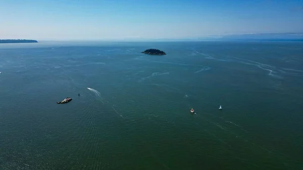 Vista Aérea Oceano Com Barcos Pequenas Ilhas — Fotografia de Stock