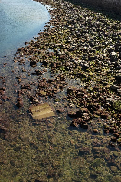 세바스티안 시의해 암석들의 — 스톡 사진