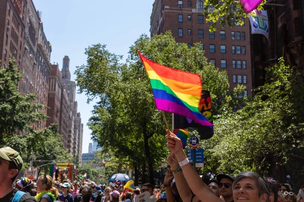 Muitos Jovens Parada Orgulho Nova Iorque — Fotografia de Stock