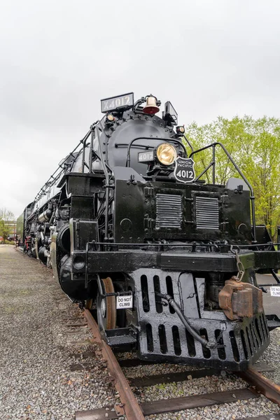 Vieux Train Vapeur Historique Sur Bonne Voie Dans Musée — Photo