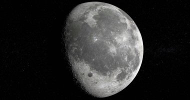 Gece gökyüzünde güzel bir dolunay manzarası.