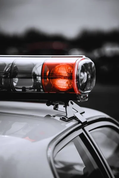 Punainen Valo Poliisiauton Katolla — kuvapankkivalokuva