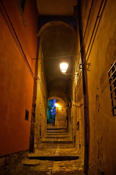 Vertical Shot Narrow Street Caiazzo Medieval Village Naples Italy — Stock Photo, Image