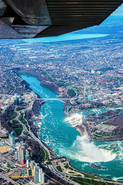 Antenne Drone Uitzicht Van Niagara Valt Uit Een Ongewone Hoek — Stockfoto