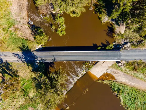 Верхняя Аэросъемка Дорожного Моста Реке Севен Австралии — стоковое фото