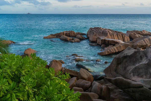 Rocky Bay Digue Island Seychelles — Stock Photo, Image