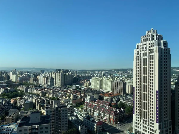 Eine Vogelperspektive Auf Moderne Gebäude Unter Wolkenlosem Blauen Himmel Taichung — Stockfoto