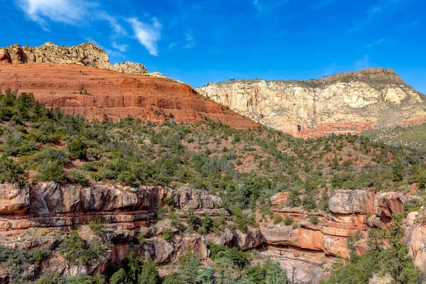 Uma Paisagem Canyon Íngreme Sedona Desert Town Arizona Estados Unidos — Fotografia de Stock