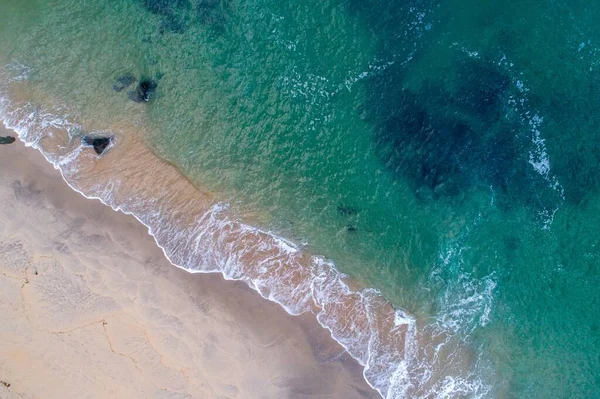 Vue Aérienne Une Plage Nord Portugal Avec Des Eaux Turquoise — Photo