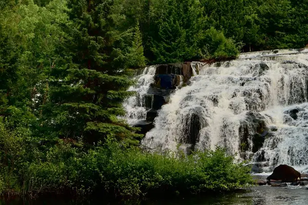 Eine Schöne Szene Der Kaskade Bond Falls Site Wasserfall Mit — Stockfoto