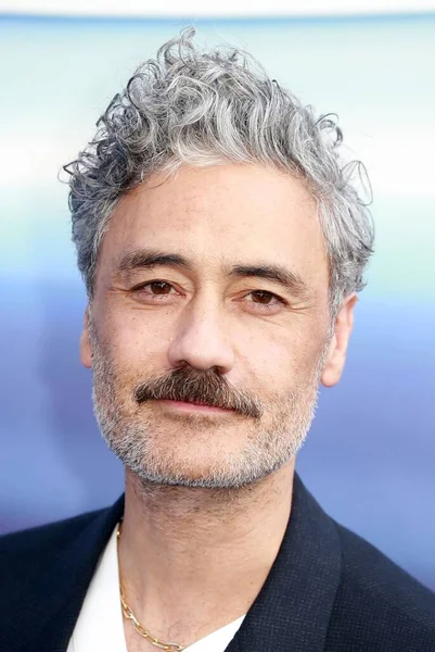 Taika Waititi Woont Britse Première Van Lightyear Bij Cineworld Leicester — Stockfoto