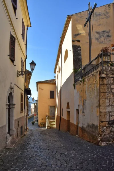 Een Smalle Straat Met Oude Gebouwen Van Alatri Dorp Regio — Stockfoto