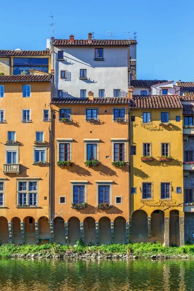 Plano Vertical Edificio Residencial Naranja Largo Del Río Arno Florencia —  Fotos de Stock
