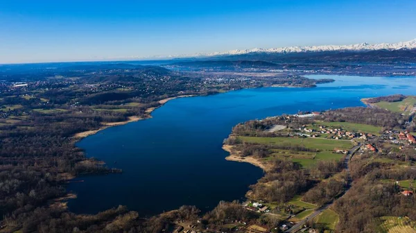 Güneşli Bir Günde Talya Nın Lago Varese Kentinin Havadan Görünüşü — Stok fotoğraf